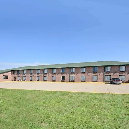 Days Inn By Wyndham Ozark Springfield